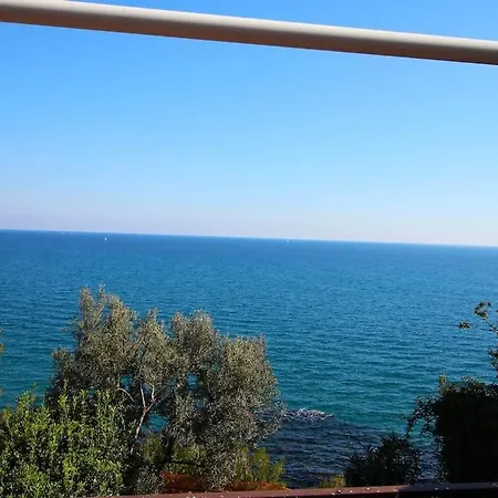 Apartment Terrace On The Sea: & Pool Andora