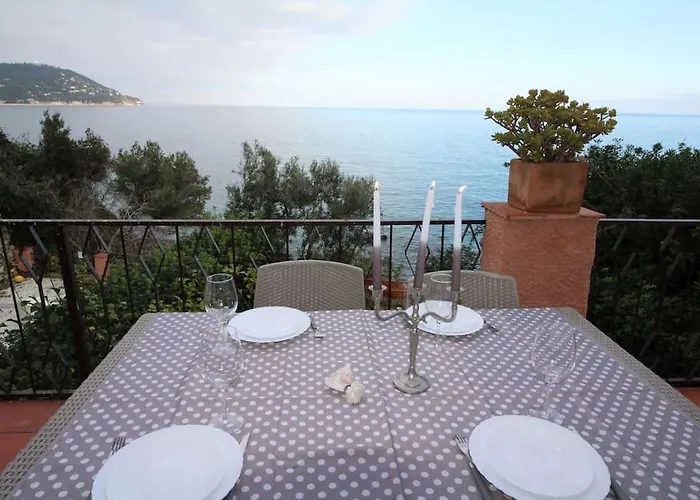 Terrace On The Sea: & Pool דירה Marina dʼAndora